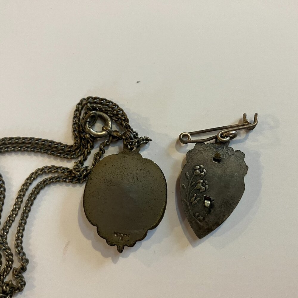 Vintage Religious Jewelry Lot – Sterling Silver Heart, Rosary, Medals, Crosses - Picture 7 of 9